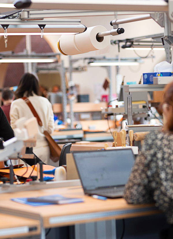 L’école Hermès des savoir-faire : apprenez autrement !