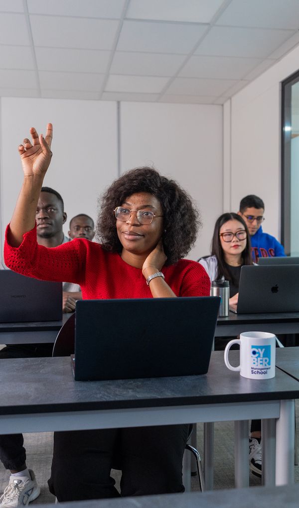 Des formations de Bac+1 à Bac+5 en initial et en alternance