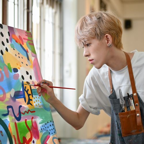 Bachelor dans le domaine Art & Culture à Paris