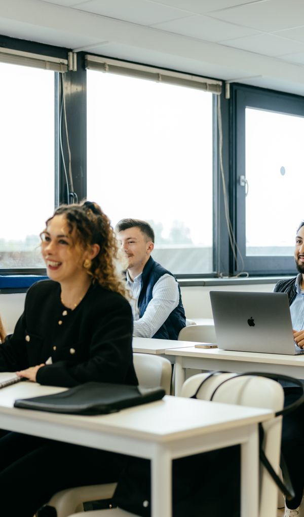 Toutes les formations MBway sont reconnues par l&rsquo;&Eacute;tat via des titres certifi&eacute;s, et visent un seul objectif : l'emploi.