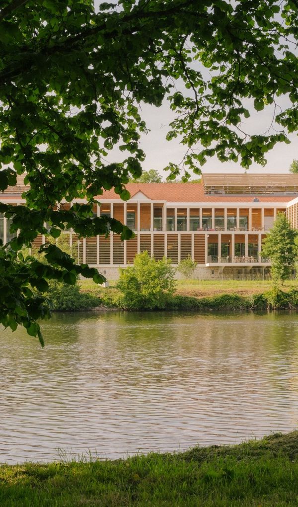L’Ecole Hermès des savoir-faire dispense une formation diplômante de qualité.