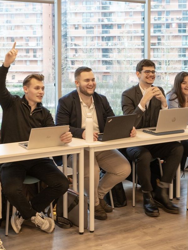 Toutes nos formations sont reconnues par des Diplômes d’Etat ou Titres Certifiés.