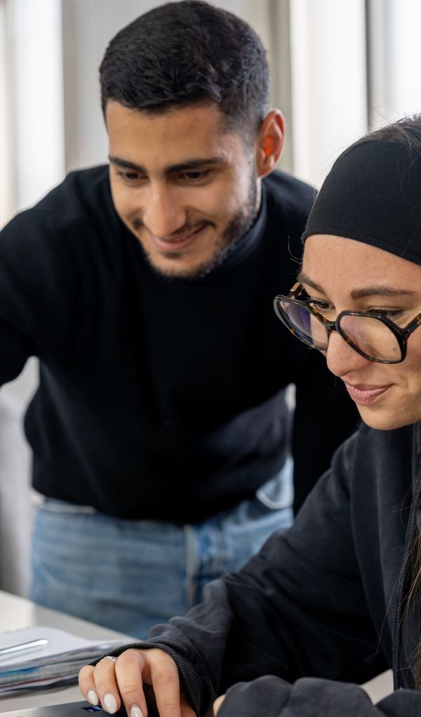 Toutes nos formations sont reconnues par l&rsquo;&Eacute;tat et d&eacute;livrent des titres de niveau 6 et 7.